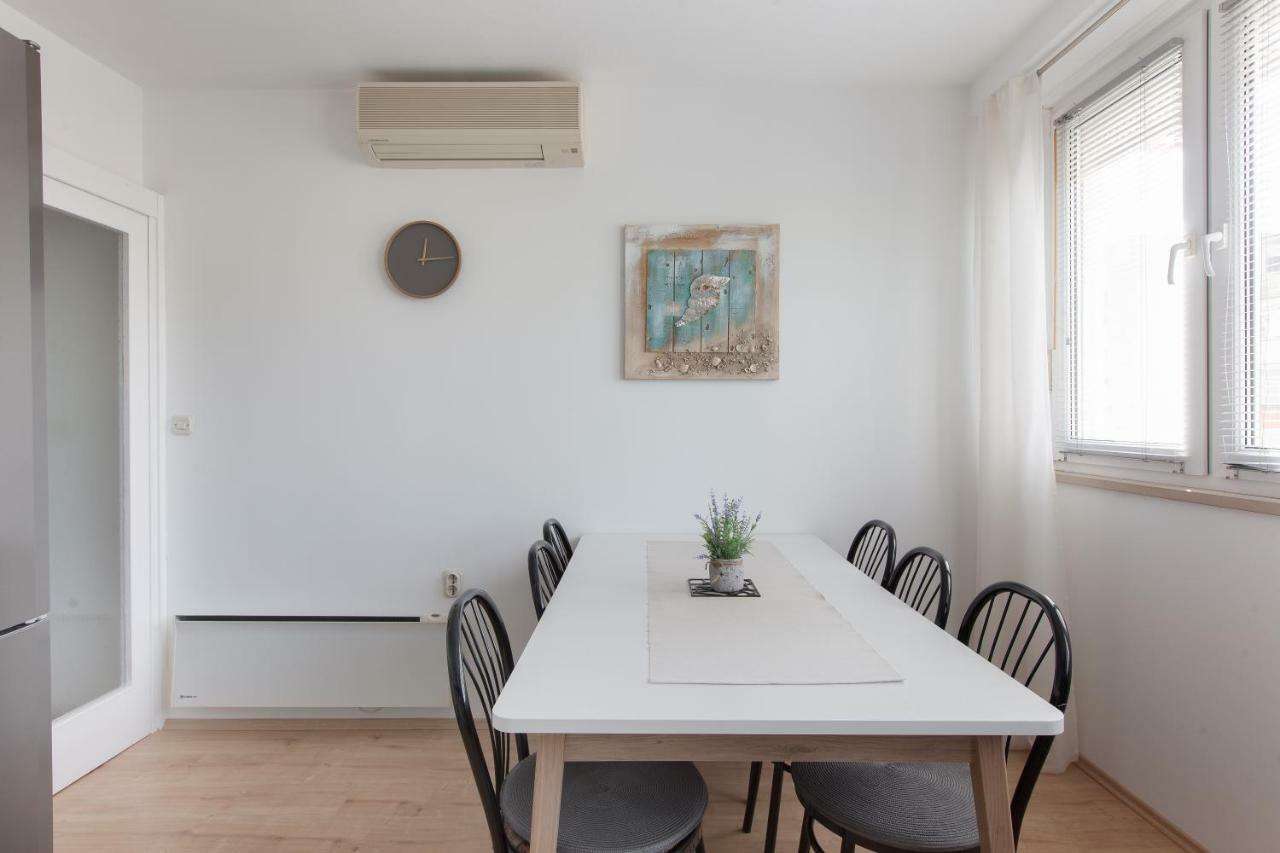 Apartment Gabriella Makarska Zewnętrze zdjęcie